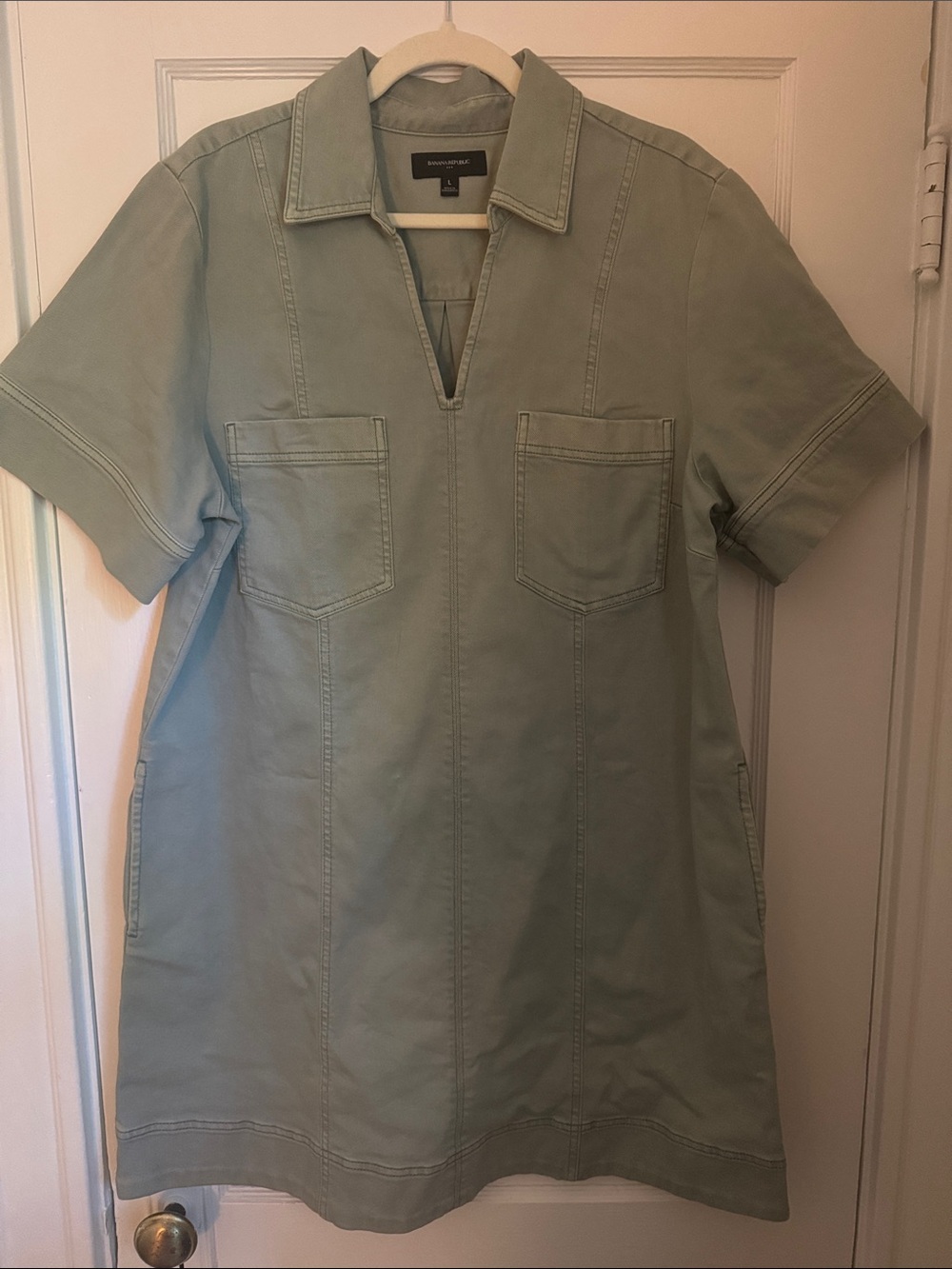 Banana Republic Sage Green Short-Sleeve Polo Dress Shirt